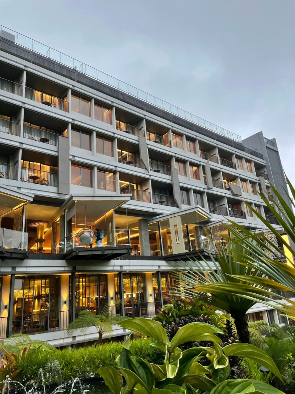 Otel